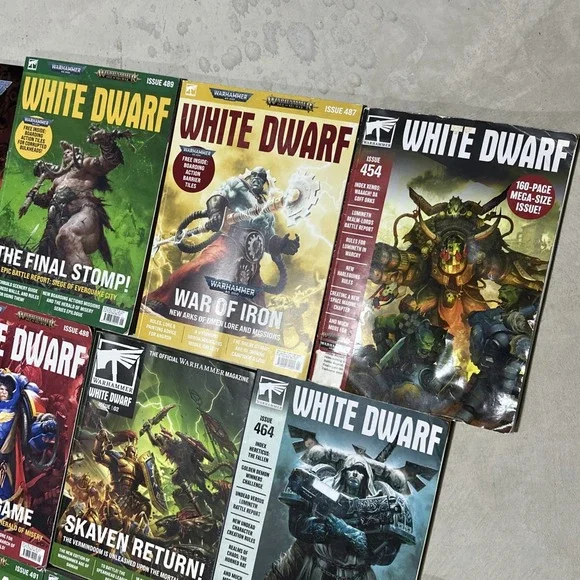 HUGE LOT OF 33 White Dwarf WARHAMMER Magazines 450s 460s 470s 480s Books